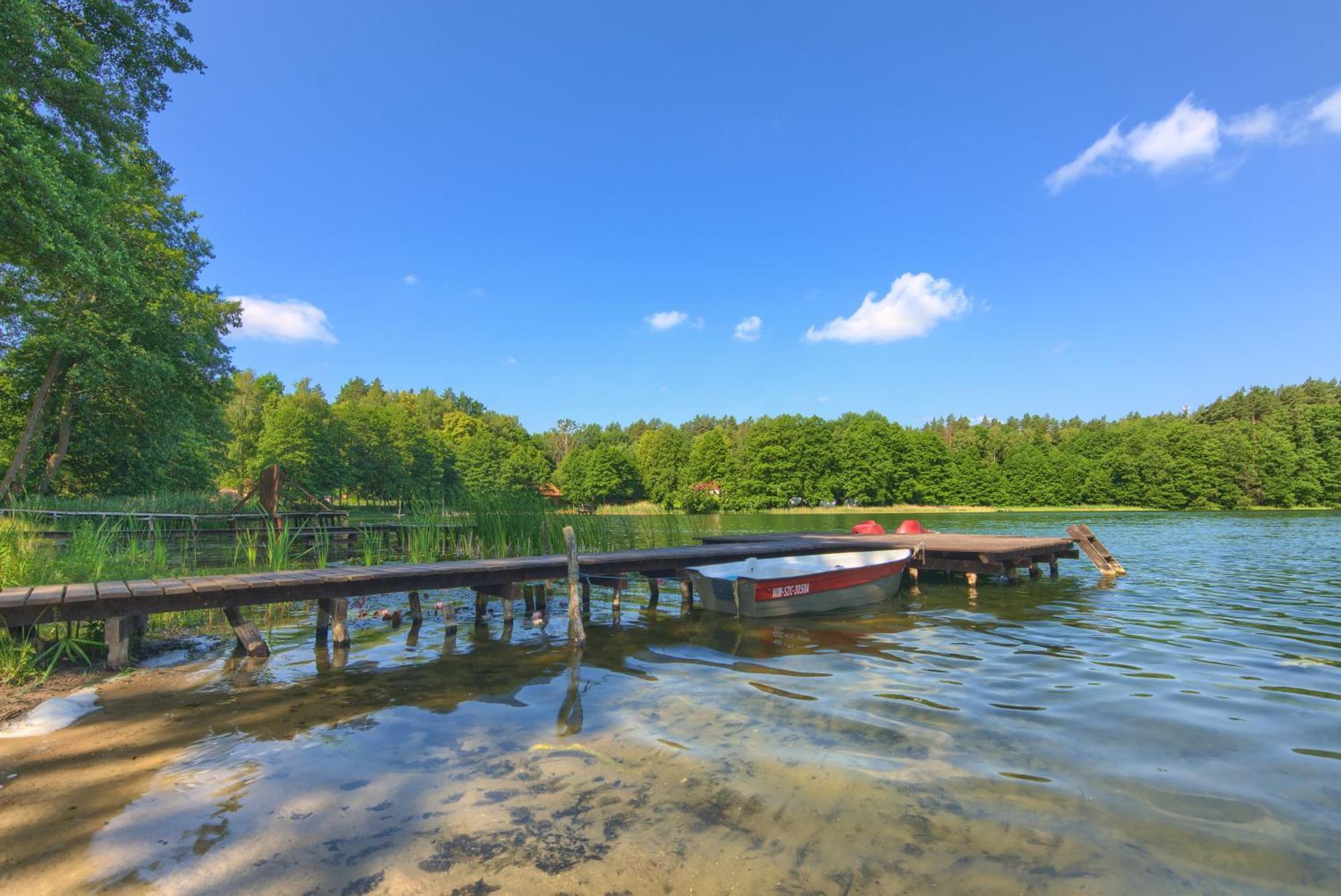 Domki Nad Brzegiem Dluzek エクステリア 写真