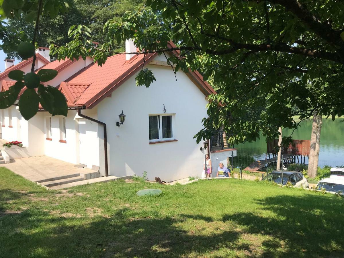 Domki Nad Brzegiem Dluzek エクステリア 写真